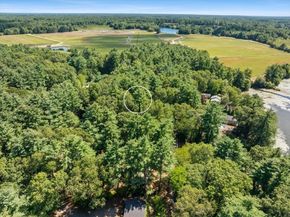 44 Lake Shore Dr, Middleboro MA 02346