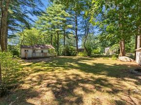 44 Lake Shore Dr, Middleboro MA 02346