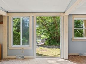 44 Lake Shore Dr, Middleboro MA 02346