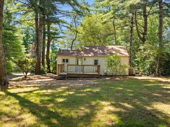 44 Lake Shore Dr, Middleboro MA 02346