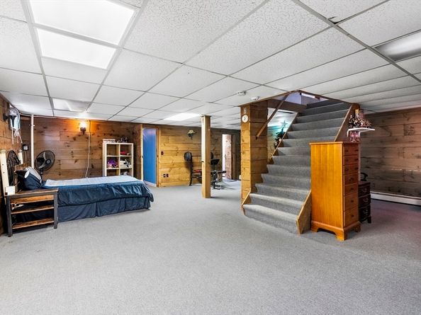 64 Millbury Ave, Millbury MA 01527