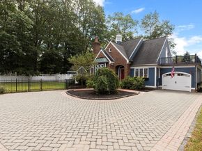 43 Ferry Rd, Newburyport MA 01950