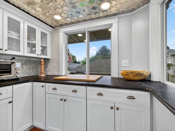 5 Lyman Ave, Medford MA 02155