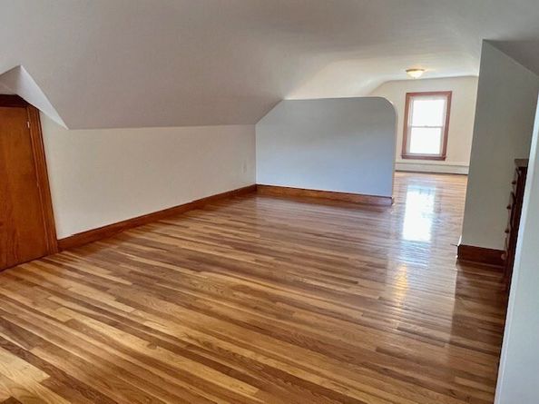77 Vezina St, Leominster MA 01453