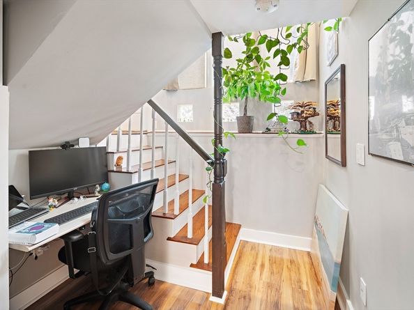 99 Cottage St B, Boston MA 02128