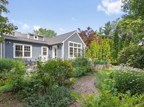 113 Farnum Rd, Waltham MA 02453