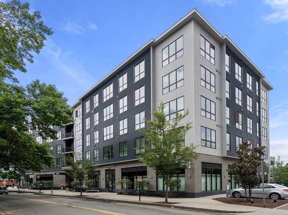 3531 Washington  Street 411, Boston MA 02130