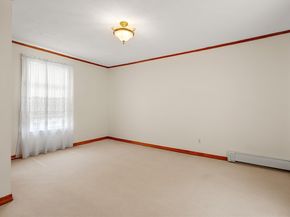 1 Alpine Ct, Gloucester MA 01930