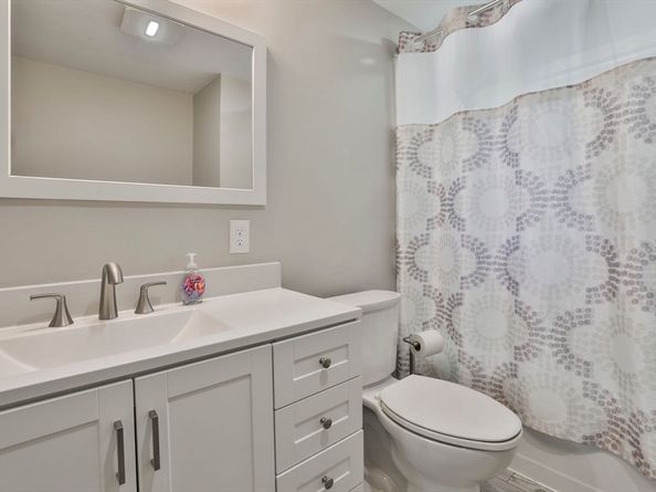 122 Marshall, Tewksbury MA 01876