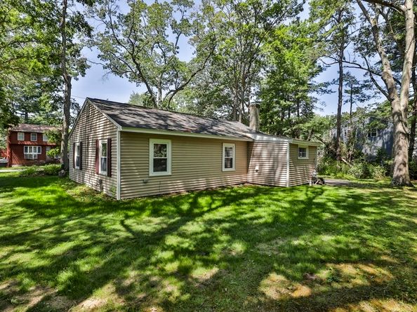 122 Marshall, Tewksbury MA 01876