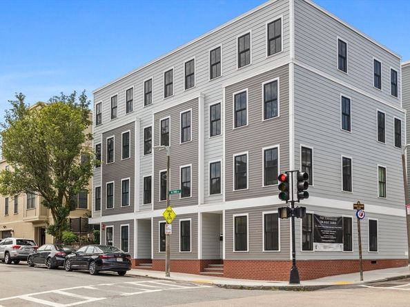 251 West Third St 251, Boston MA 02127
