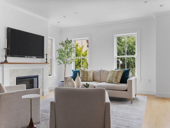 251 West Third St 251, Boston MA 02127