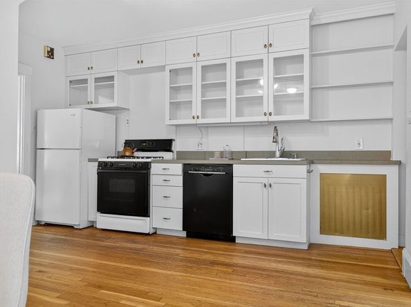 98-100 Bourne St 100, Boston MA 02130