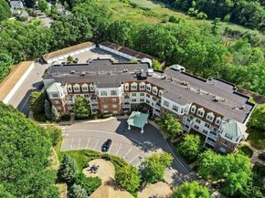 295 Salem St 42, Woburn MA 01801