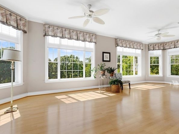 295 Salem St 42, Woburn MA 01801