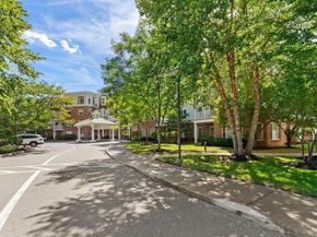 295 Salem St 42, Woburn MA 01801