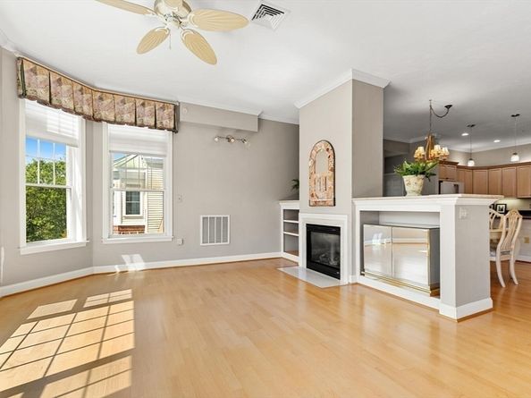 295 Salem St 42, Woburn MA 01801