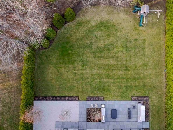 37 Carleton Dr, Needham MA 02492