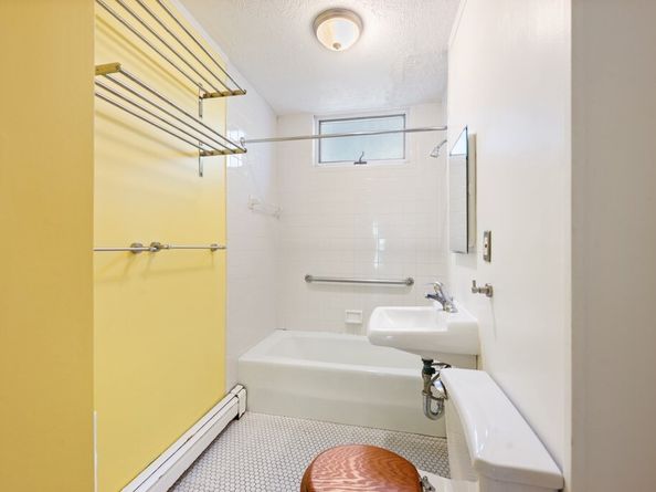 12 Fainwood Circle 2, Cambridge MA 02139