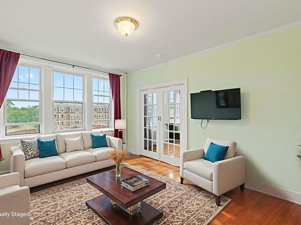 10 Jamaicaway 24, Boston MA 02130