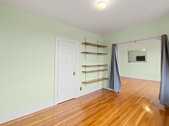 10 Jamaicaway 24, Boston MA 02130