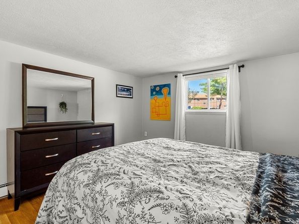 24 Westgate Rd 2, Boston MA 02467