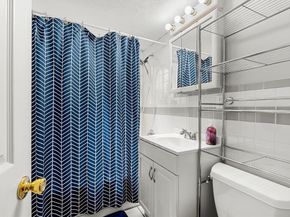 24 Westgate Rd 2, Boston MA 02467