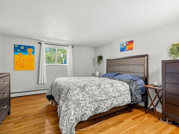 24 Westgate Rd 2, Boston MA 02467