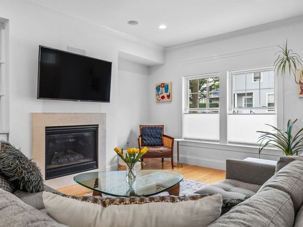392 West Second 2, Boston MA 02127