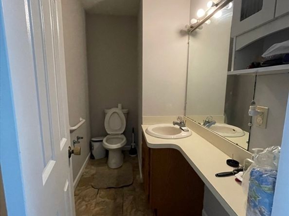 57 First St, Worcester MA 01602