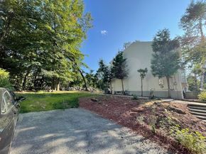 57 First St, Worcester MA 01602