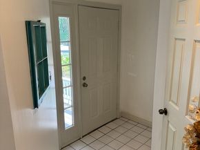 10 Apple Court 10, Rockland MA 02370