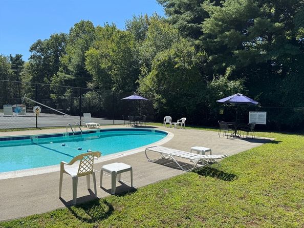 10 Apple Court 10, Rockland MA 02370