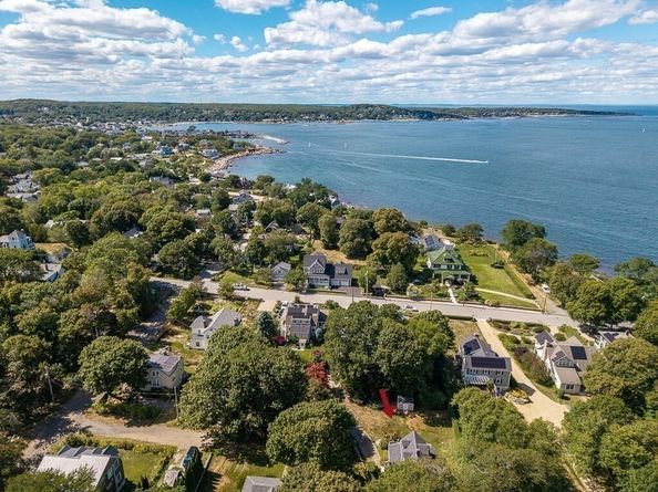 26 Marmion Way, Rockport MA 01966