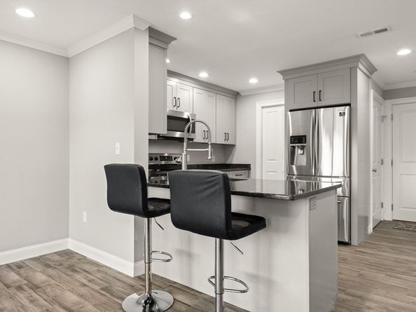 9 Bernards Way 9, Lakeville MA 02347