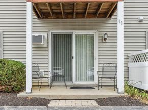2 Ocean Ave 1J, Gloucester MA 01930