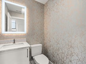 20 Clinton St 16, Newton MA 02458