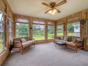 17 Leslie Rd, Worcester MA 01605