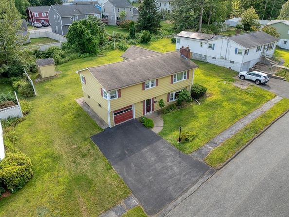 17 Leslie Rd, Worcester MA 01605