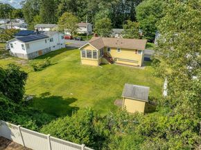 17 Leslie Rd, Worcester MA 01605