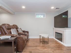 286 Linden Street 286, Wellesley MA 02482