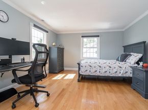 286 Linden Street 286, Wellesley MA 02482