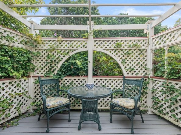 36 Lancaster Street, Cambridge MA 02140