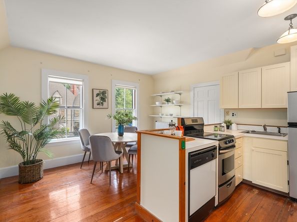 36 Lancaster Street, Cambridge MA 02140