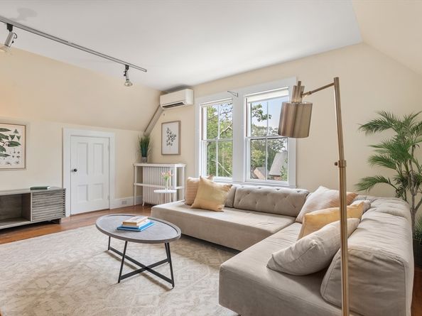36 Lancaster Street, Cambridge MA 02140