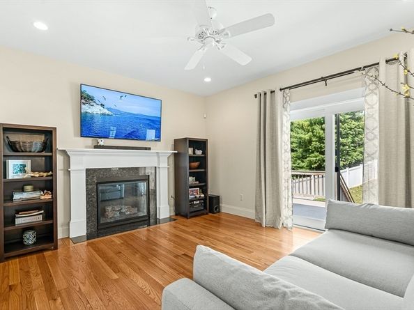 189 Collincote St, Stoneham MA 02180