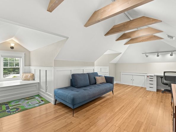 189 Collincote St, Stoneham MA 02180