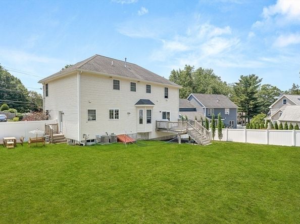 189 Collincote St, Stoneham MA 02180
