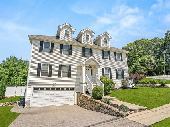189 Collincote St, Stoneham MA 02180