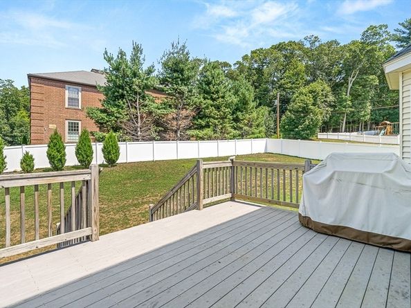189 Collincote St, Stoneham MA 02180